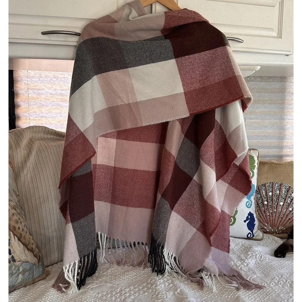 Lauren Conrad‎ Plaid Fringe Wrap Poncho One Size Rust Gray Mauve Pink Southwest